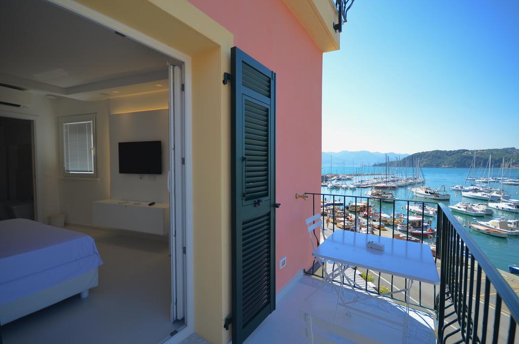 Al Molo Sea View Rooms Lerici Exterior photo